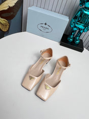 PRADA 26S ANKLE STRAP PUMPS 40MM IN NUDE BEIGE PATENT CALFSKIN TRIANGLE LOGO