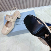 PRADA 26S SQUARE TOE STUDDED SLINGBACK BLOCK HEEL 40MM IN BEIGE PATENT CALFSKIN