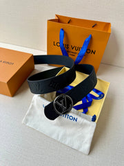 LV 25S BELT 40 MM IN BLACK CALFSKIN WITH GOLD HARDWARE 593263