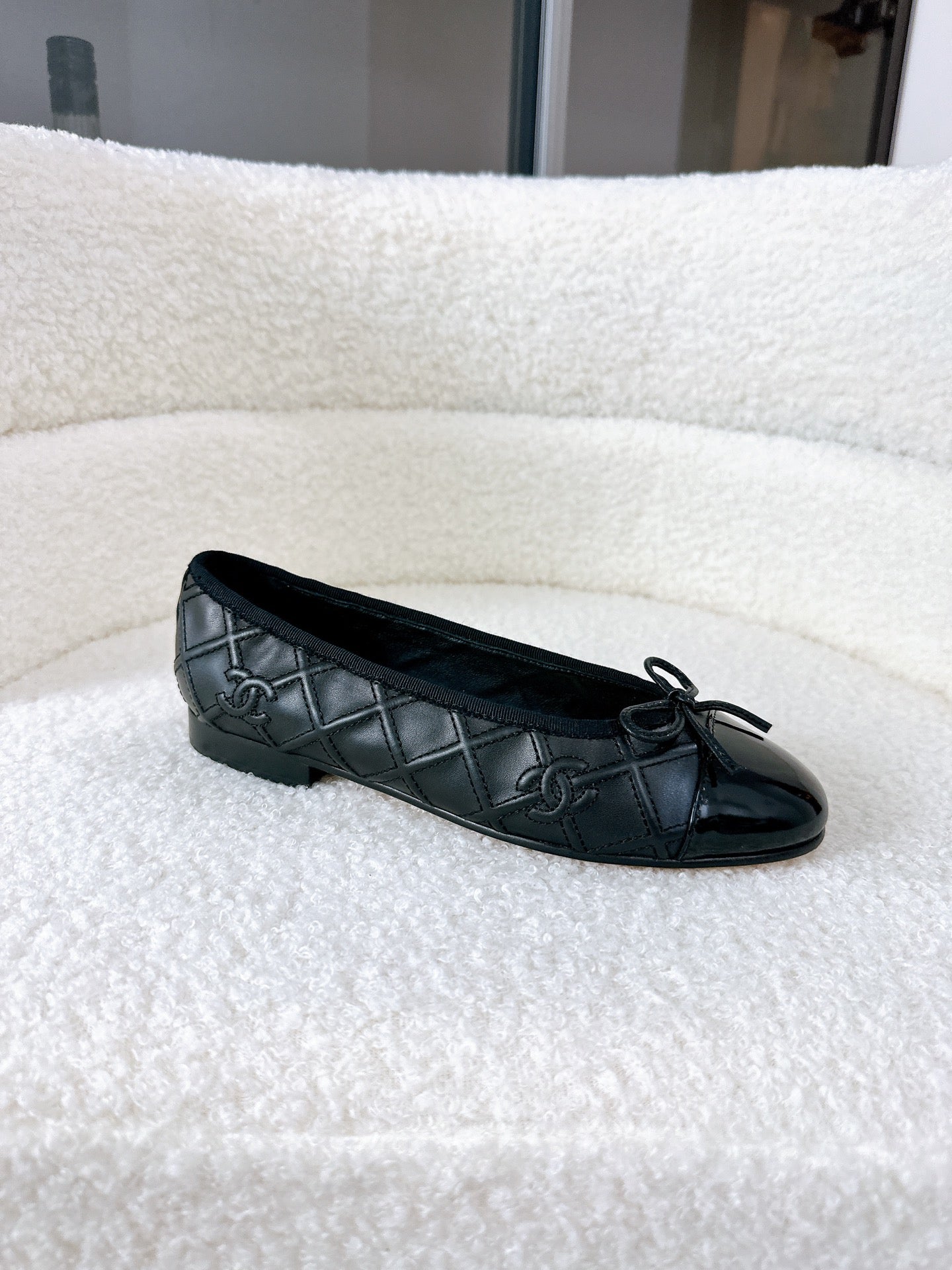 BALLET FLATS BOW IN BLACK CALFSKIN QUILTED