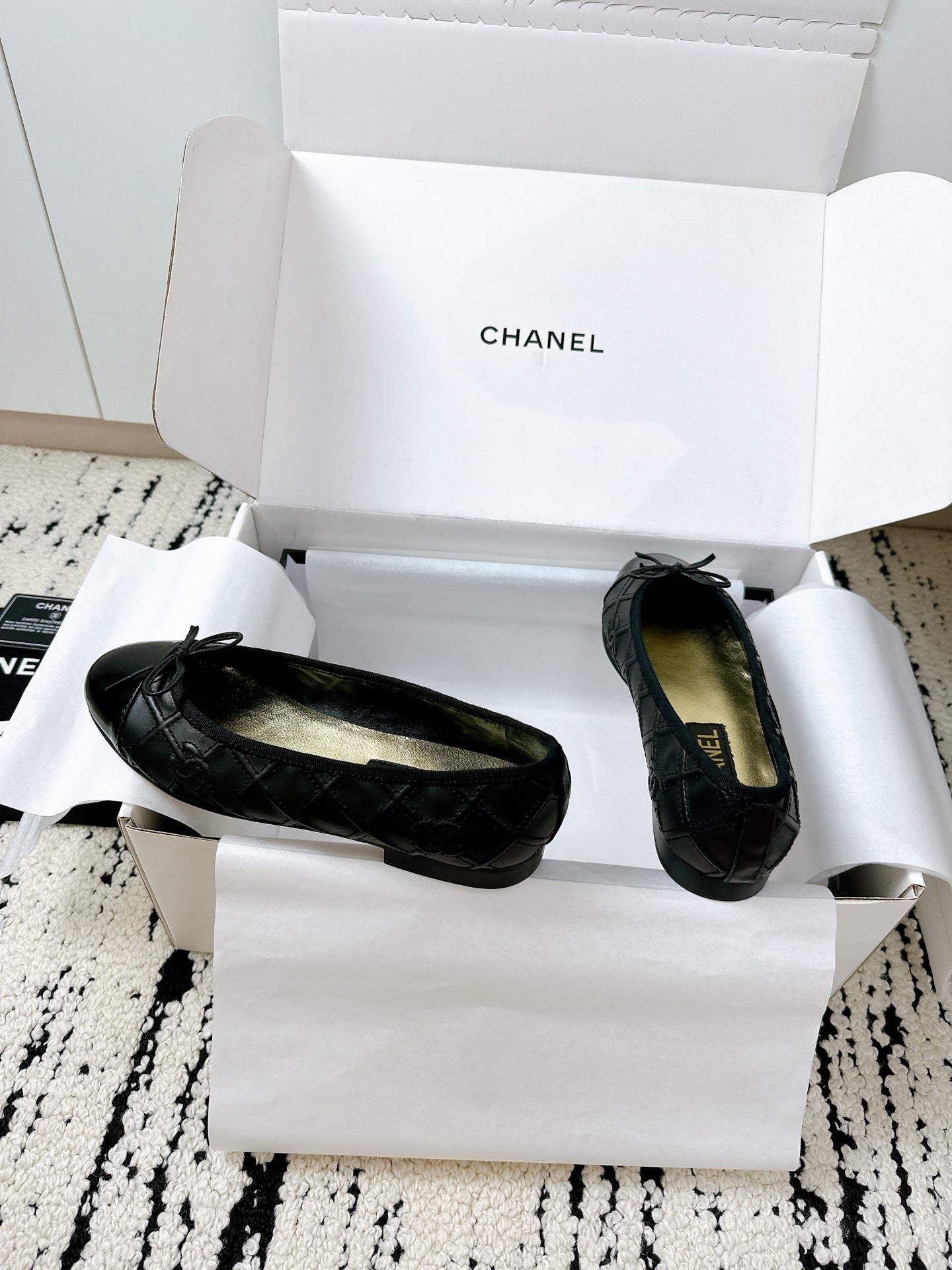 BALLET FLATS BOW IN BLACK CALFSKIN QUILTED