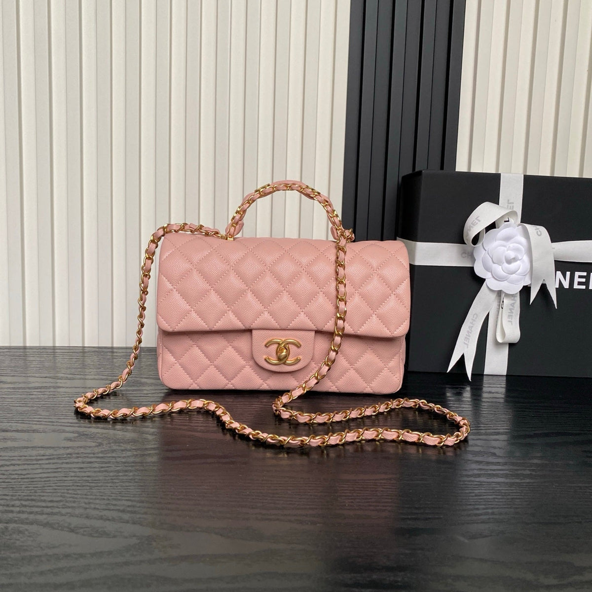 CHANEL 25S FLAP BAG 22 IN PINK CALFSKIN GOLD HARDWARE