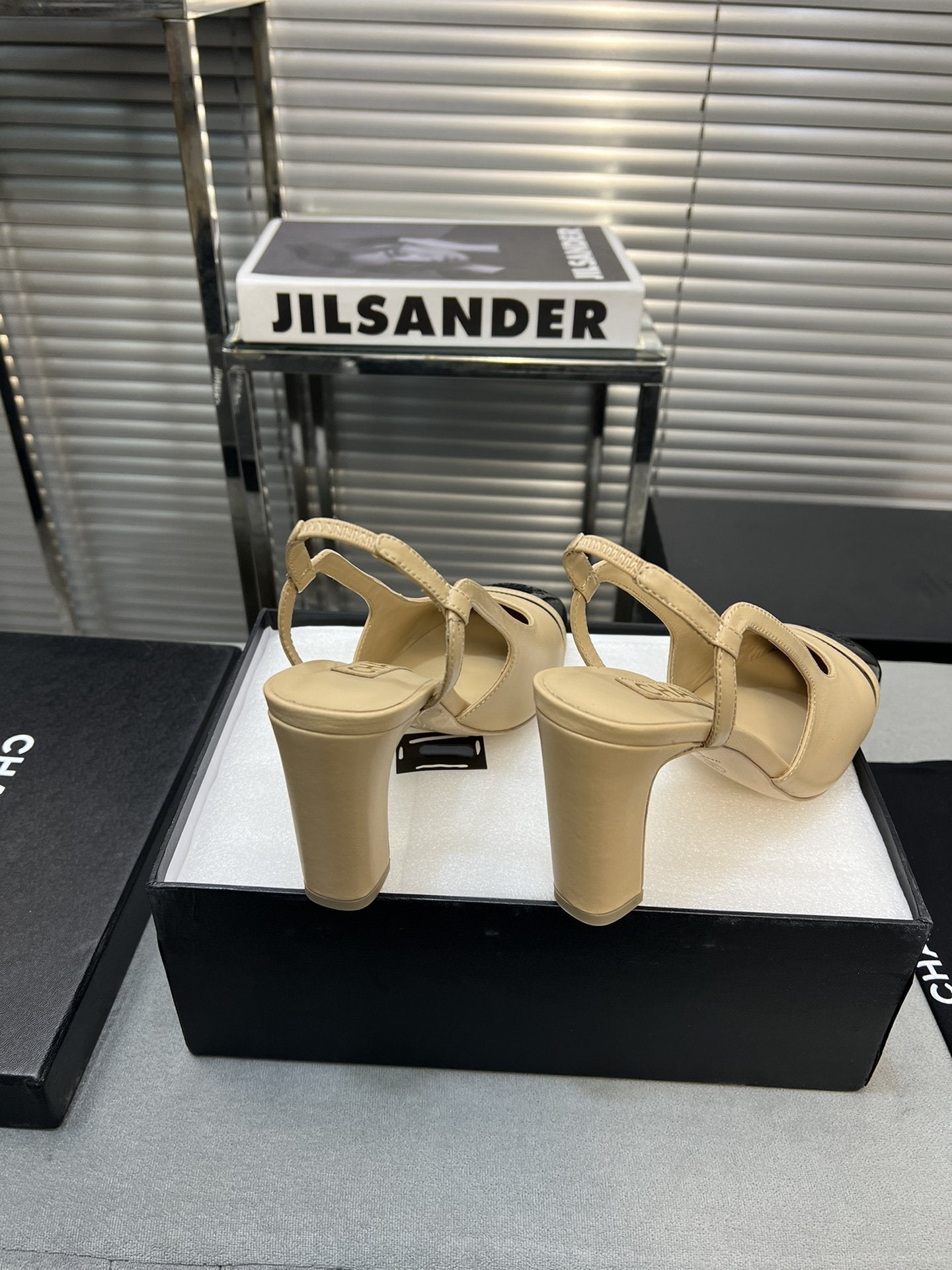 slingback light beige suede silver metalic lambskin square toe 9.5