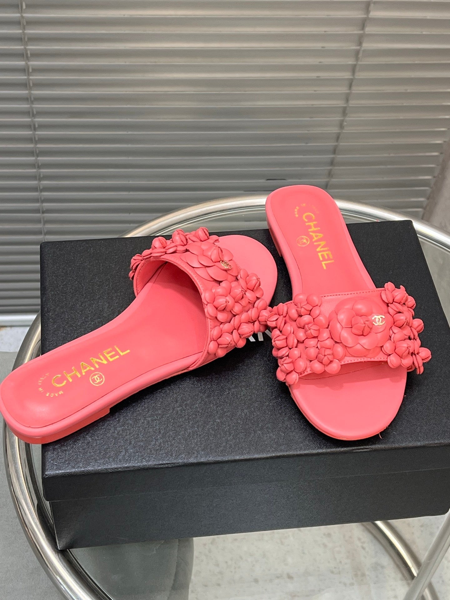 SLIPPERS CAMELLIA IN PINK CALFSKIN