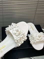 SLIPPERS CAMELLIA IN WHITE CALFSKIN