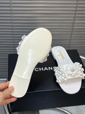 SLIPPERS CAMELLIA IN WHITE CALFSKIN