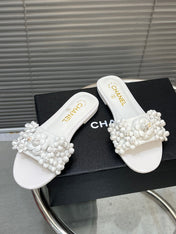 SLIPPERS CAMELLIA IN WHITE CALFSKIN