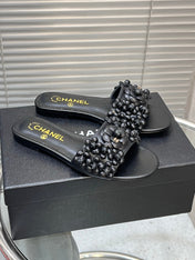 SLIPPERS CAMELLIA IN BLACK CALFSKIN