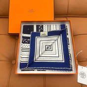 HERMES 25S SCARF 90 IN SILK 718485