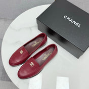 CC LOAFERS 25S IN DARK RED CALFSKIN GOLD HARDWARE WITH STONES
