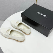 CC LOAFER 25S IN WHITE LAMBSKIN WITH GOLD HARDWARE