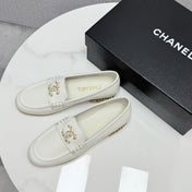 CC LOAFER 25S IN WHITE LAMBSKIN WITH GOLD HARDWARE