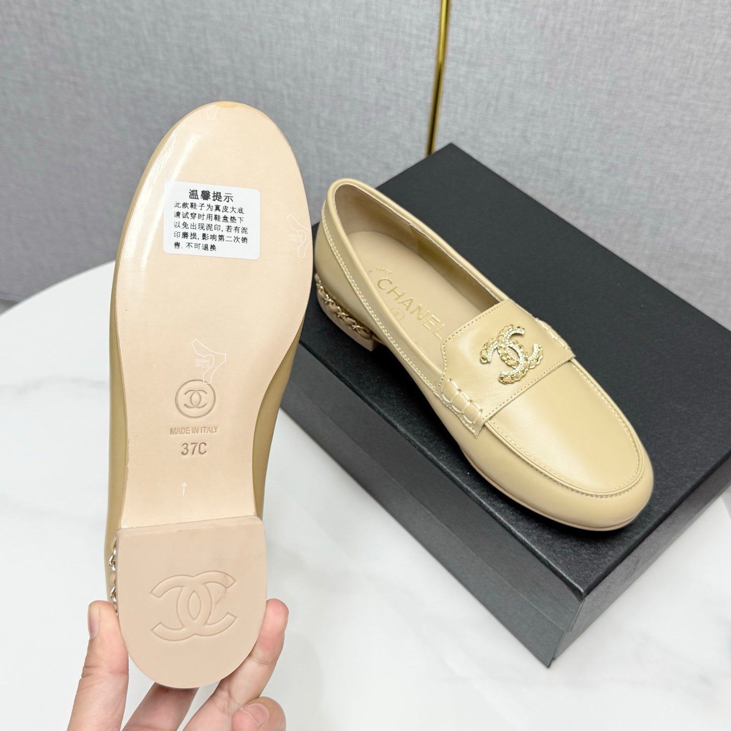 CC LOAFER 25S IN WARM BEIGE LAMBSKIN WITH GOLD HARDWARE