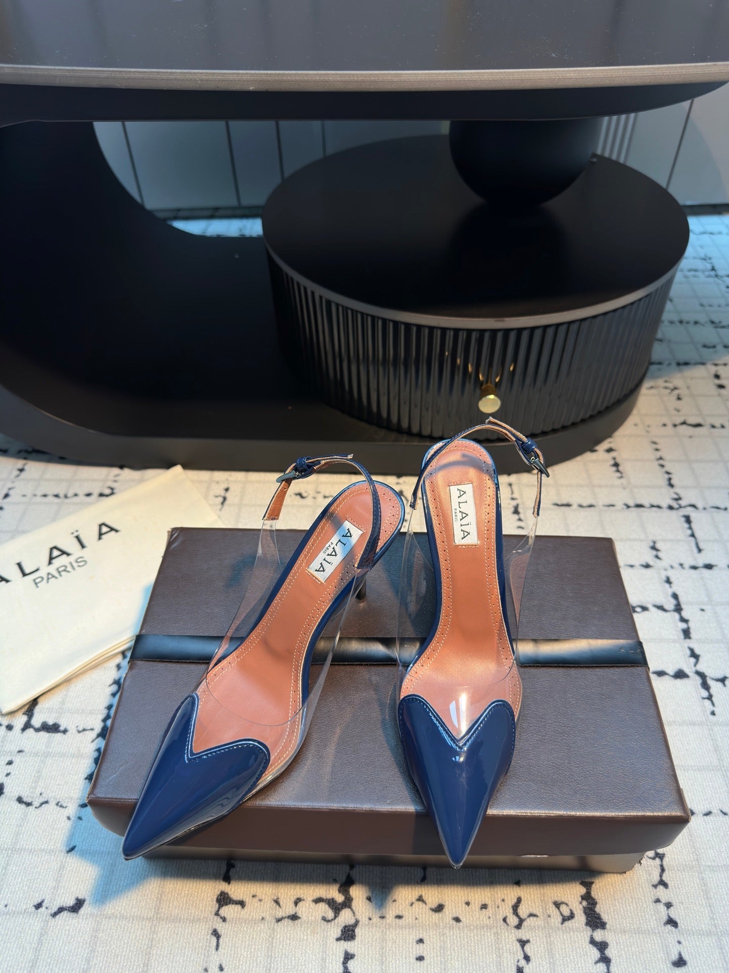 ALAIA HIGH SLINGBACK 25S 90 MM IN NAVY BLUE CALFSKIN
