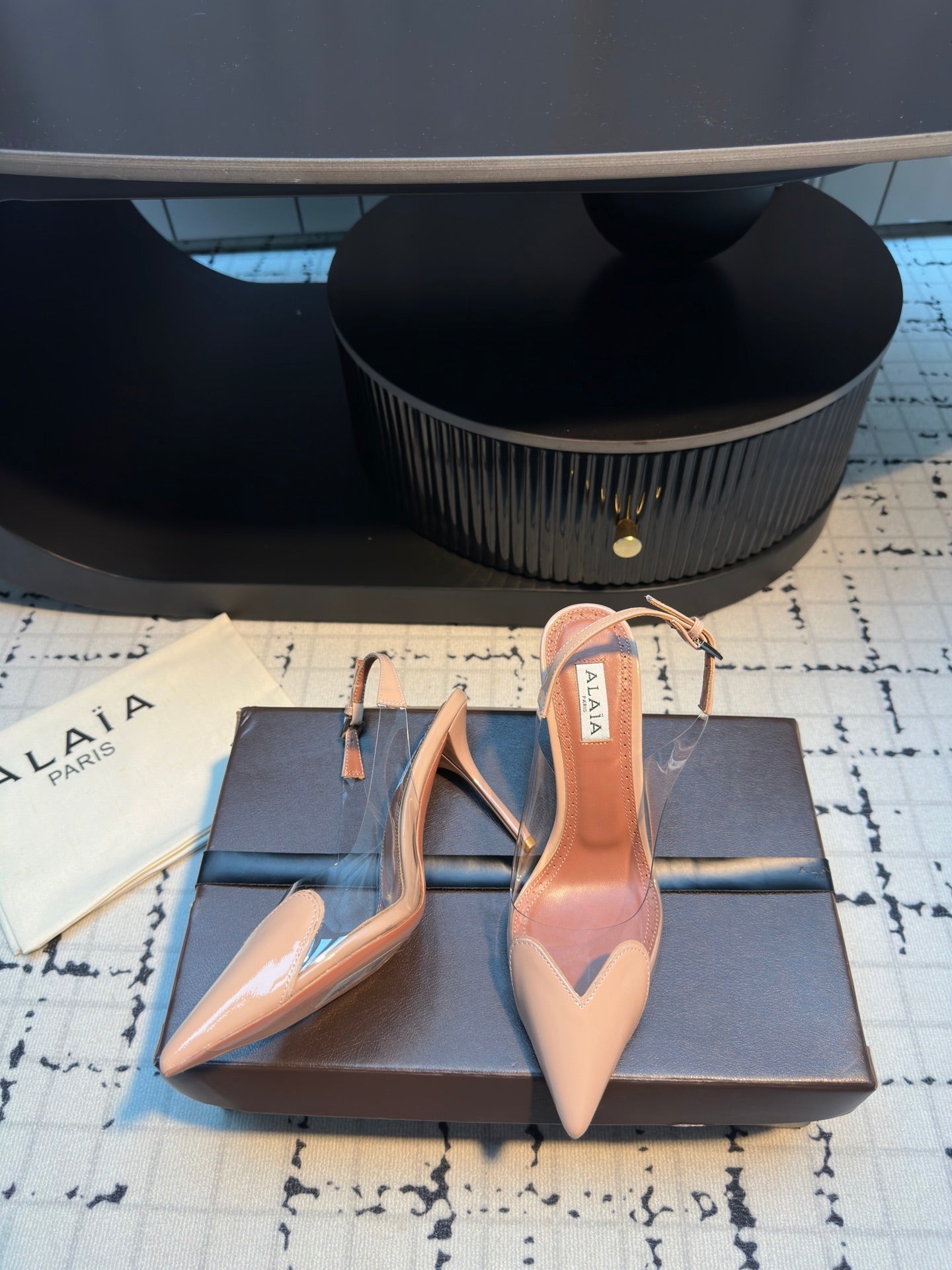 ALAIA HIGH SLINGBACK 25S 90 MM IN BEIGE CALFSKIN