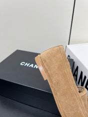 LOAFER IN SEPIA TAN SUEDE AND SOLF FLEECE LINING