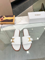 CHLOÉ HLOE MARCIE SLIDE IN WHITE CALFSKIN WITH GOLD HARDWARE