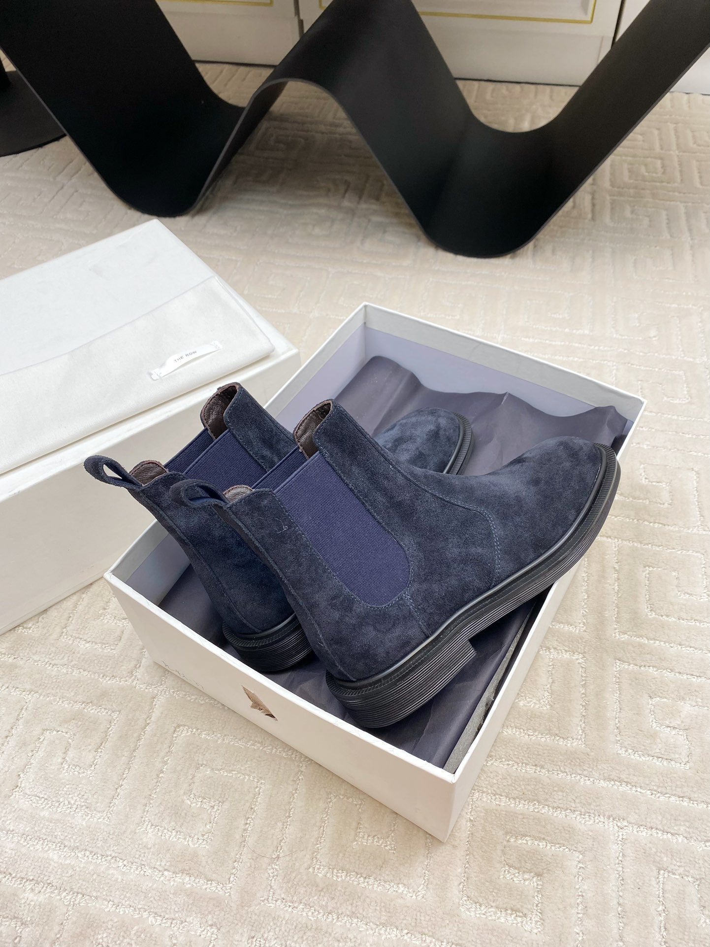 ANKLE BOOTS IN CLASSIC BLUE SUEDE