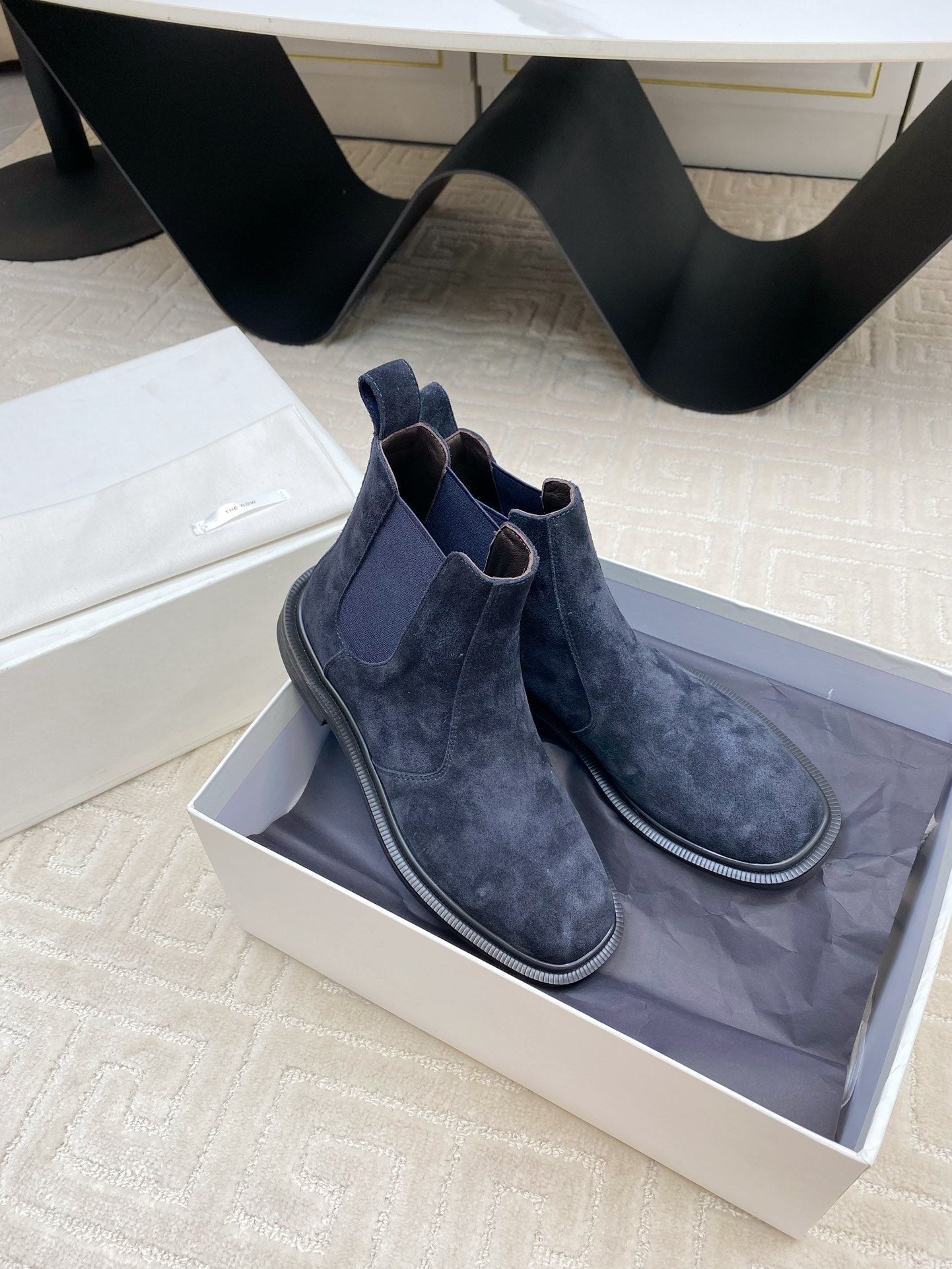 ANKLE BOOTS IN CLASSIC BLUE SUEDE