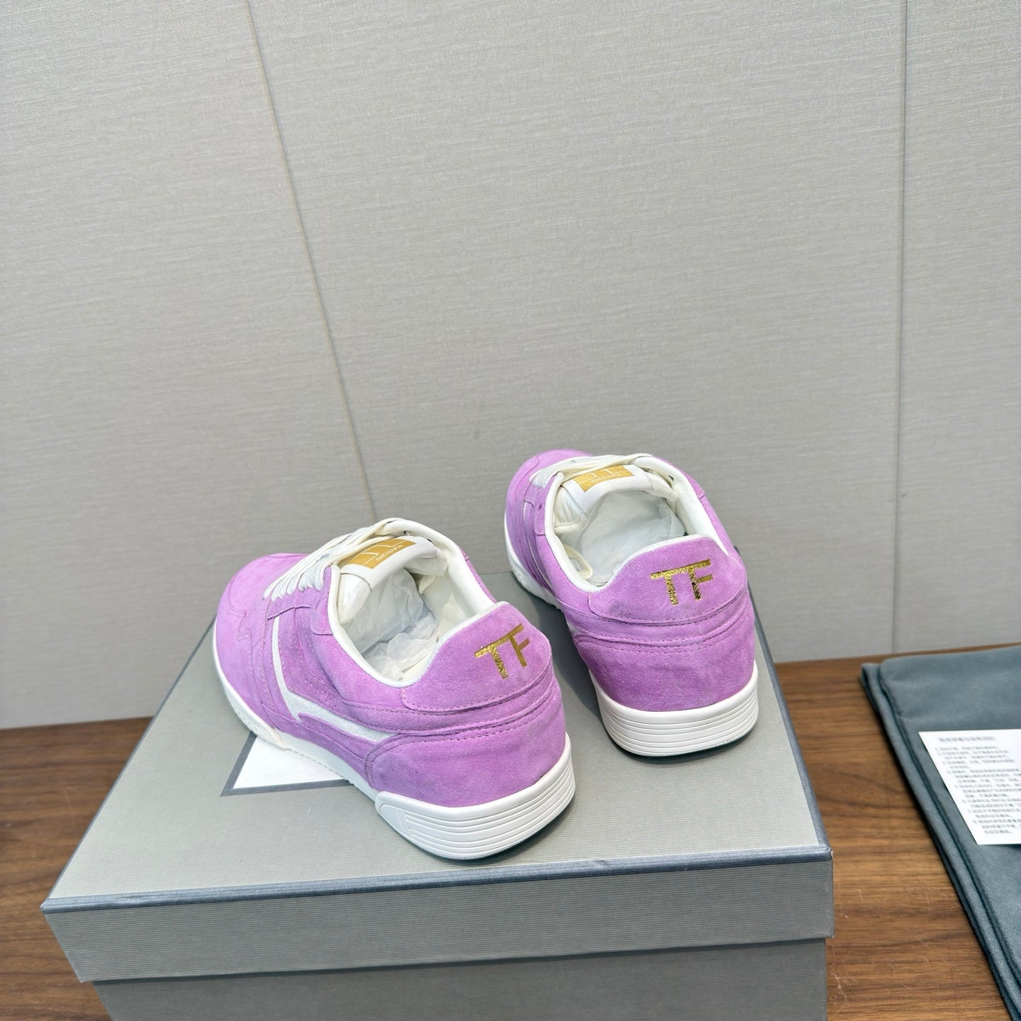 TOM FORD 26S JACKSON SNEAKERS IN PINKISH PURPLE SUEDE