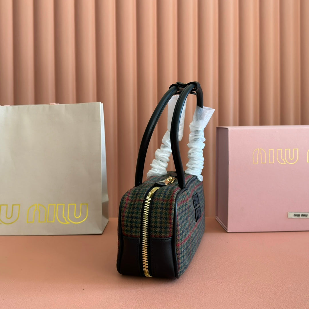 MIUMIU 26S BEAU CANVAS BAG 28 IN MULTICOLOR WOOL AND BLACK CALFSKIN