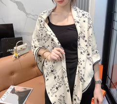 CHANEL 25S SCARF 140 CM IN CASHMERE SILK 943919