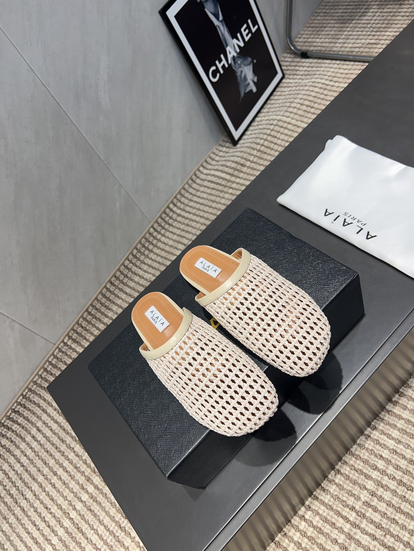 ALAIA WOVEN FLAT SHOES IN CREAM WHITE CALFSKIN STYLE 3