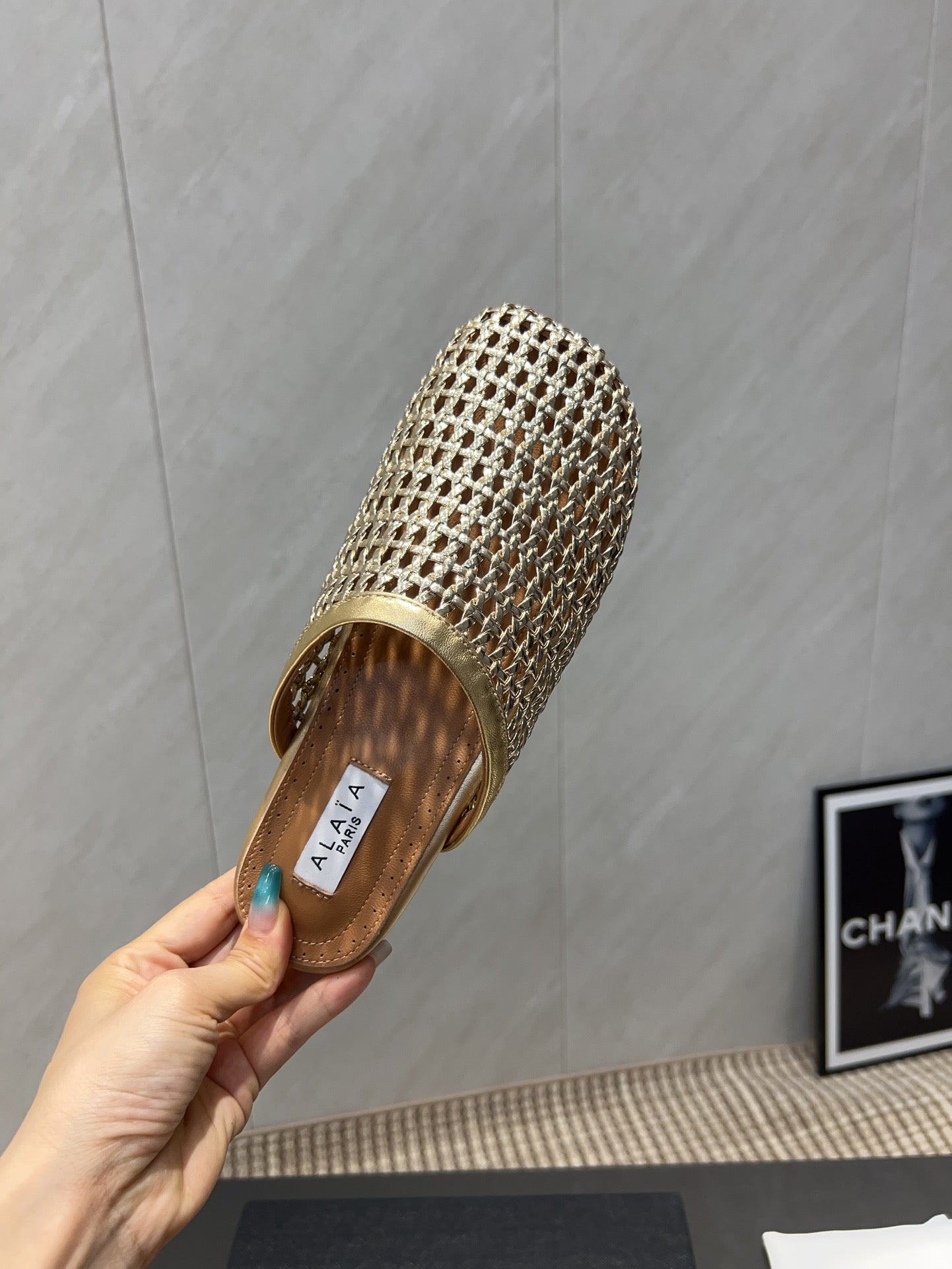 ALAIA WOVEN FLAT SHOES IN GOLD CALFSKIN STYLE 2