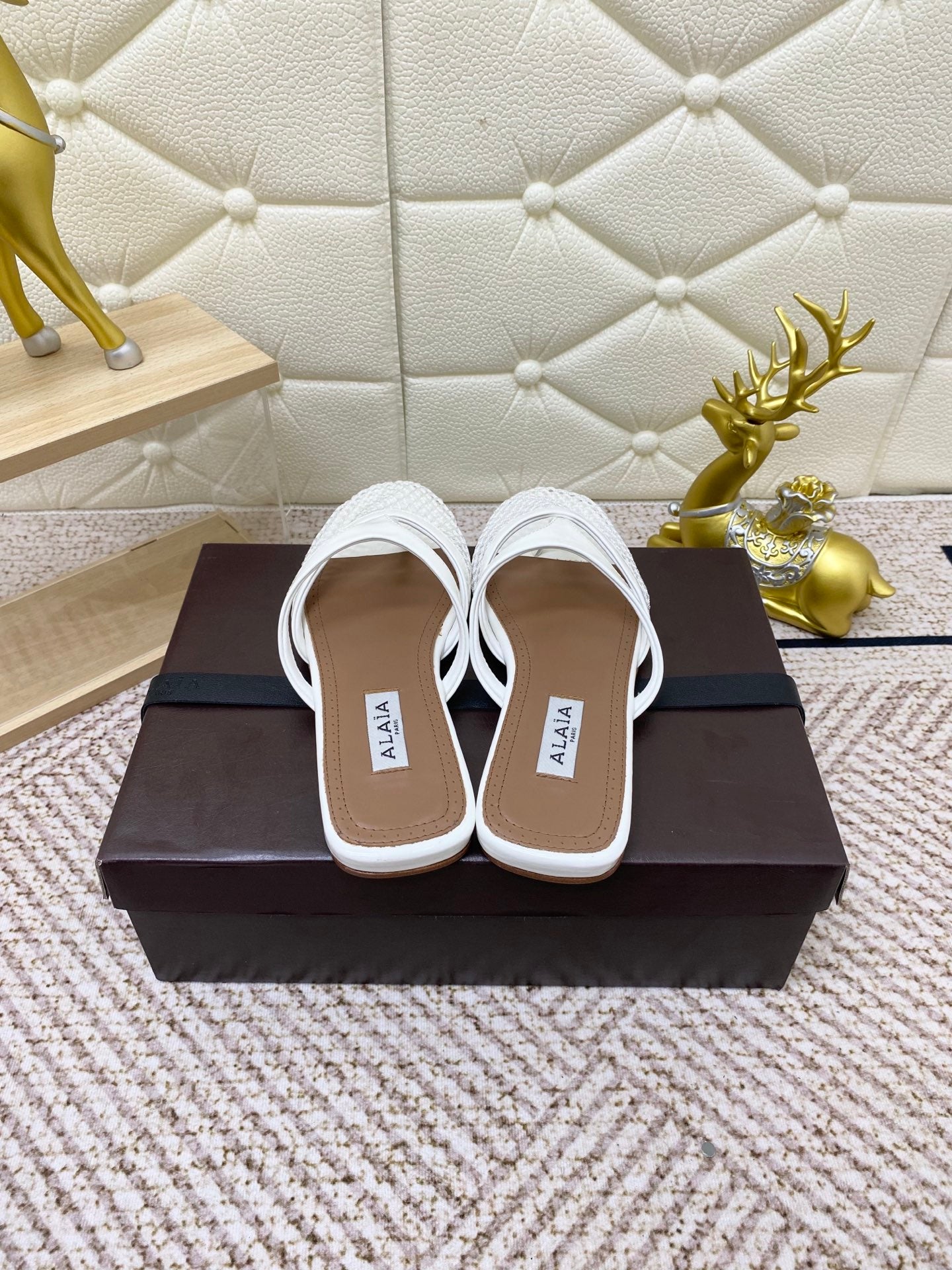 ALAIA BREATHABLE FLAT-TOE MULES 25S IN WHITE CALFSKIN