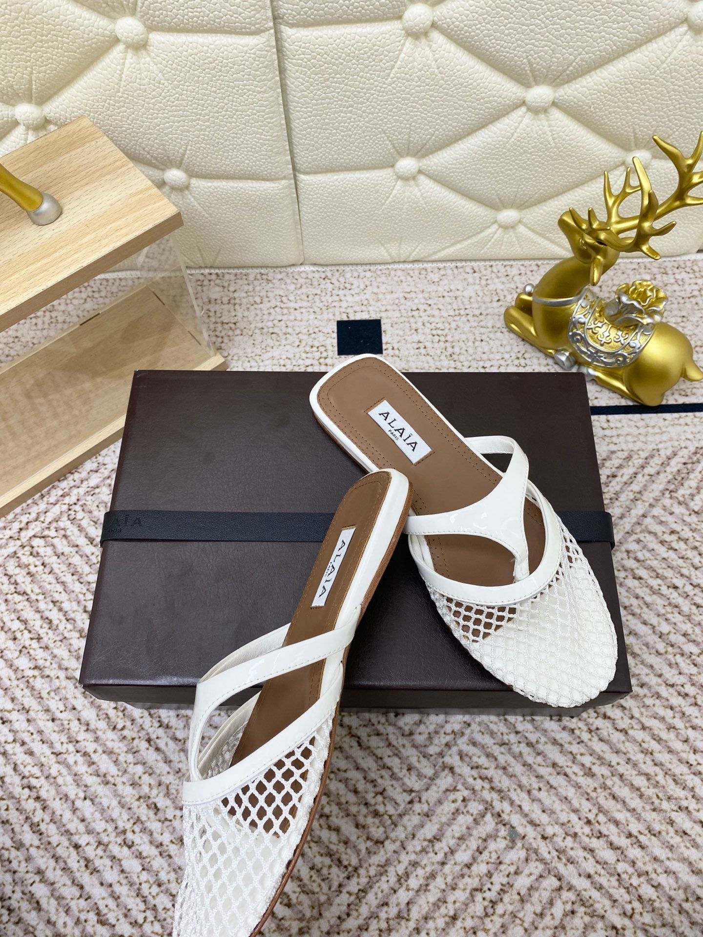 ALAIA BREATHABLE FLAT-TOE MULES 25S IN WHITE CALFSKIN