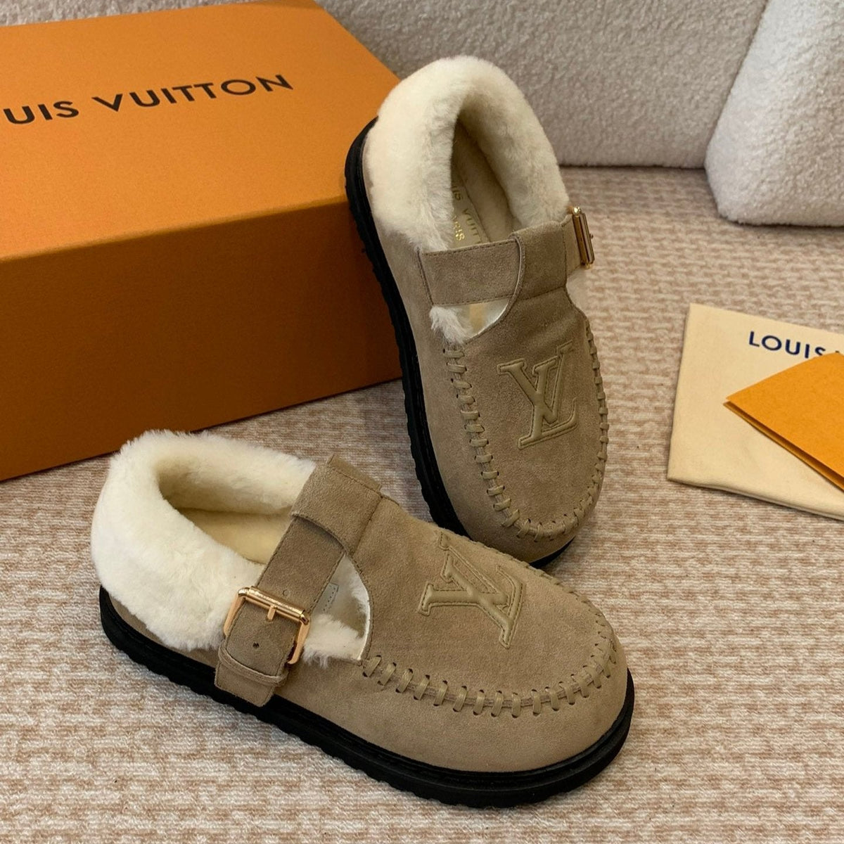 COLORADO COMFORT MARY JANE IN KHAKI GREEN SUEDE AND SHEARLING LINING