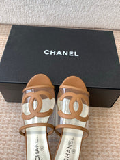 SLIDE SANDALS IN CINNAMON BROWN LAMBSKIN WITH TRANSPARENT PVC