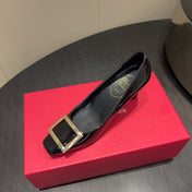 ROGER VIVIER 25S BELLE VIVIER PUMPS 70MM IN BLACK CALFSKIN GOLD BUCKLE