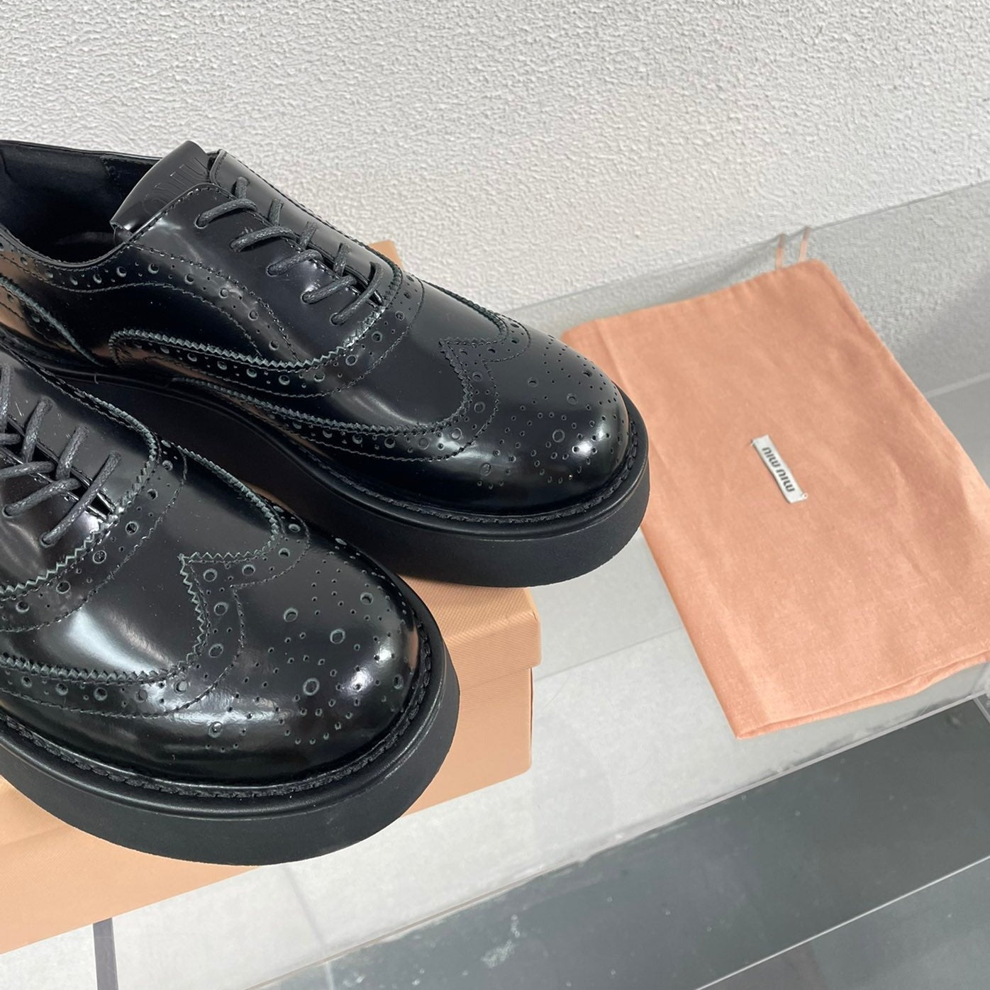 Baroque Thick-Soled Oxford Shoes With Laces Black Calfskin