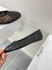 ALAIA BALLET FLAT IN BLACK MESH LAMBSKIN