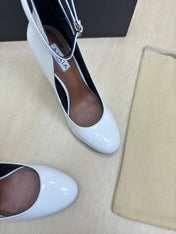 DECOLLETE PUMPS IN WHITE PATENT CALFSKIN