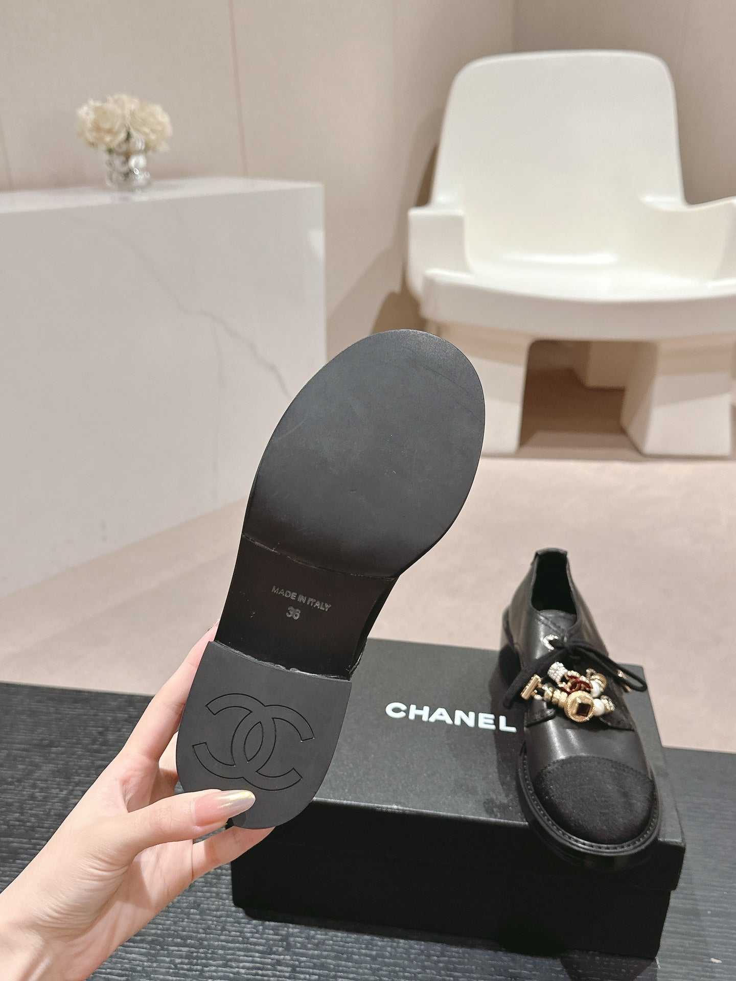 OXFORD SHOES BLACK SHEEPSKIN