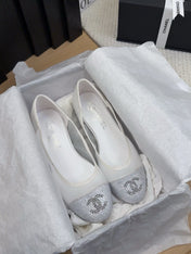 BALLET FLAT IN WHITE FABRIC AND MESH WITH CRYSTALS