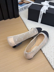 BALLET FLAT IN BLACK FABRIC AND WHITE MESH