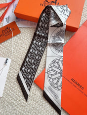 HERMES 26S SCARF 86 IN SILK 309606