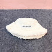 BUCKET HAT IN WHITE FLEECE 436569