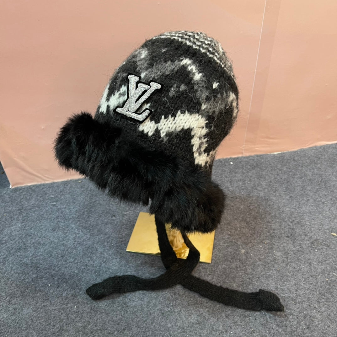 KNITTED WOOL HAT COLORFUL 436580
