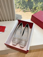 BELLE VIVIER BALLERINAS IN PLATINUM SILK
