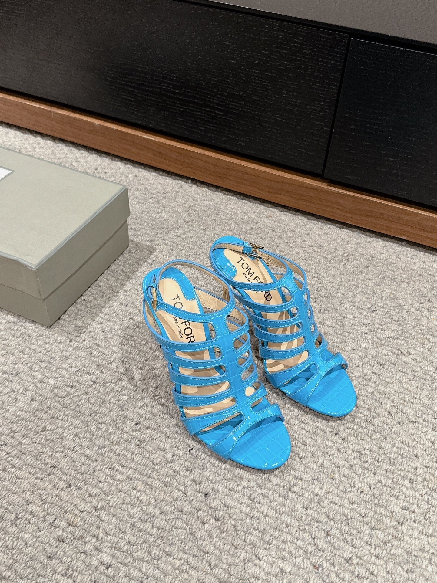 HIGH SANDAL 10 CM IN AZURE BLUE CALFSKIN