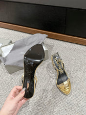 PADLOCK POINTY NAKED SANDAL 85 MM IN GOLD CALFSKIN