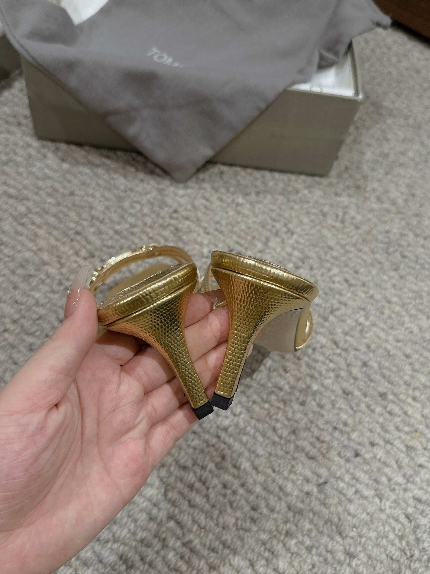 WHITNEY HIGH 6 CM MULE IN GOLD CROCODILE LEATHER