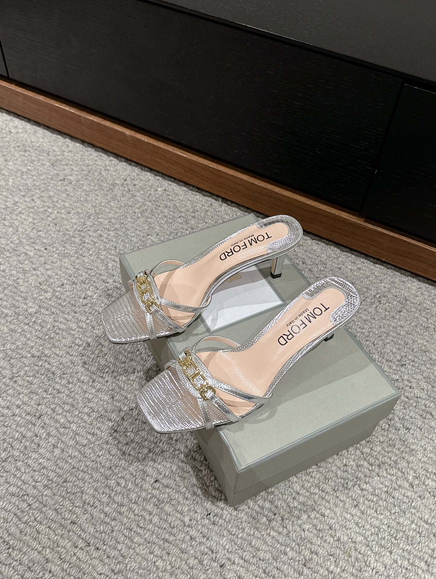 WHITNEY HIGH 6 CM MULE IN SILVER CROCODILE LEATHER