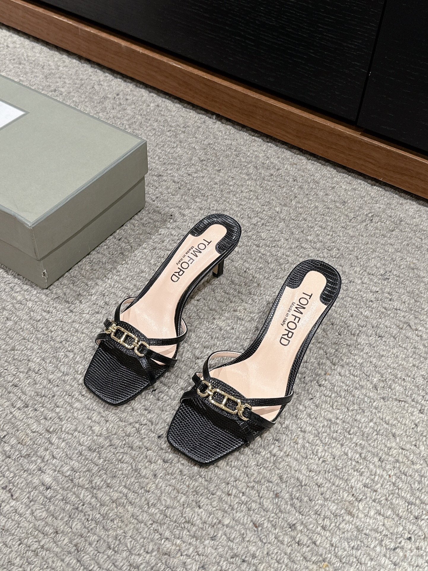 WHITNEY HIGH 6 CM MULE IN BLACK CROCODILE LEATHER