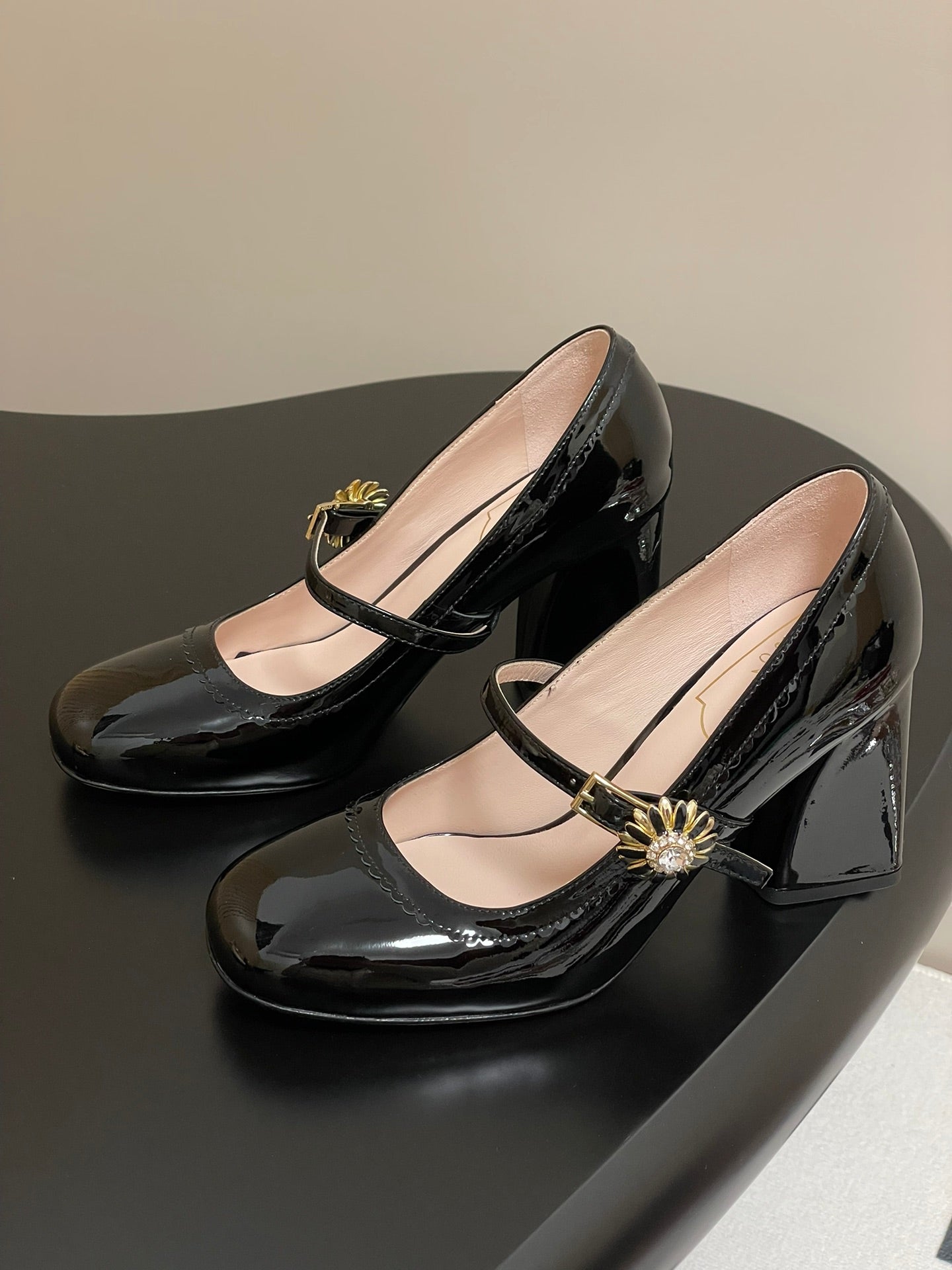 TRÈS VIVIER MARY JANE PUMPS 85MM IN BLACK GLOSSY CALFSKIN