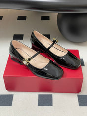TRÈS VIVIER MARY JANE PUMPS IN BLACK PATENT CALFSKIN